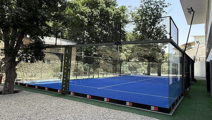 پروژه هتل آرینا فشم، زمین پدل 